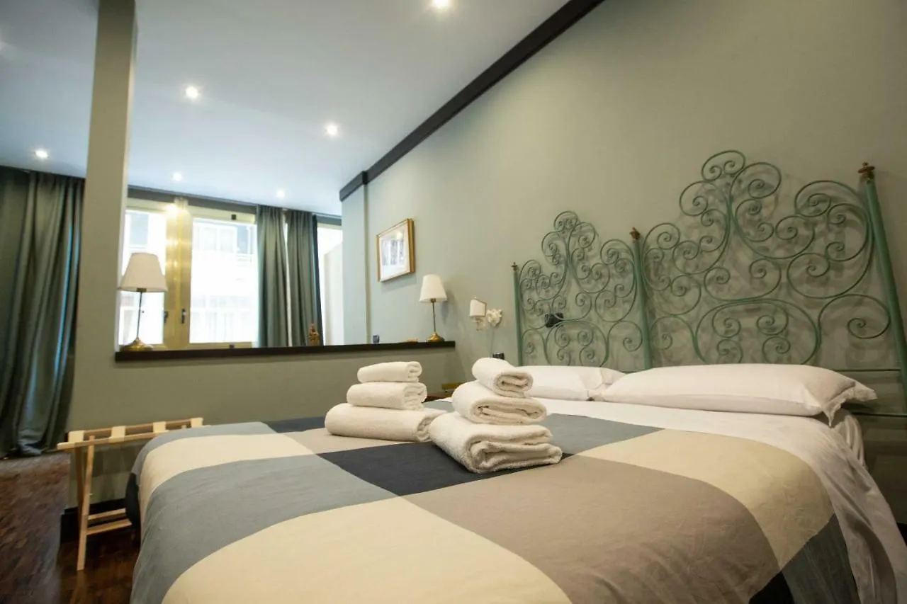 Two Sisters Suites Naples Appartement