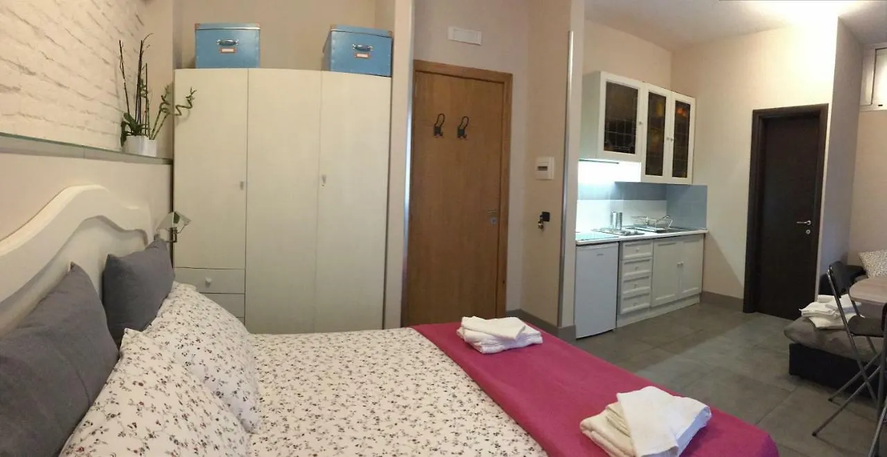 Two Sisters Suites Naples Apartment